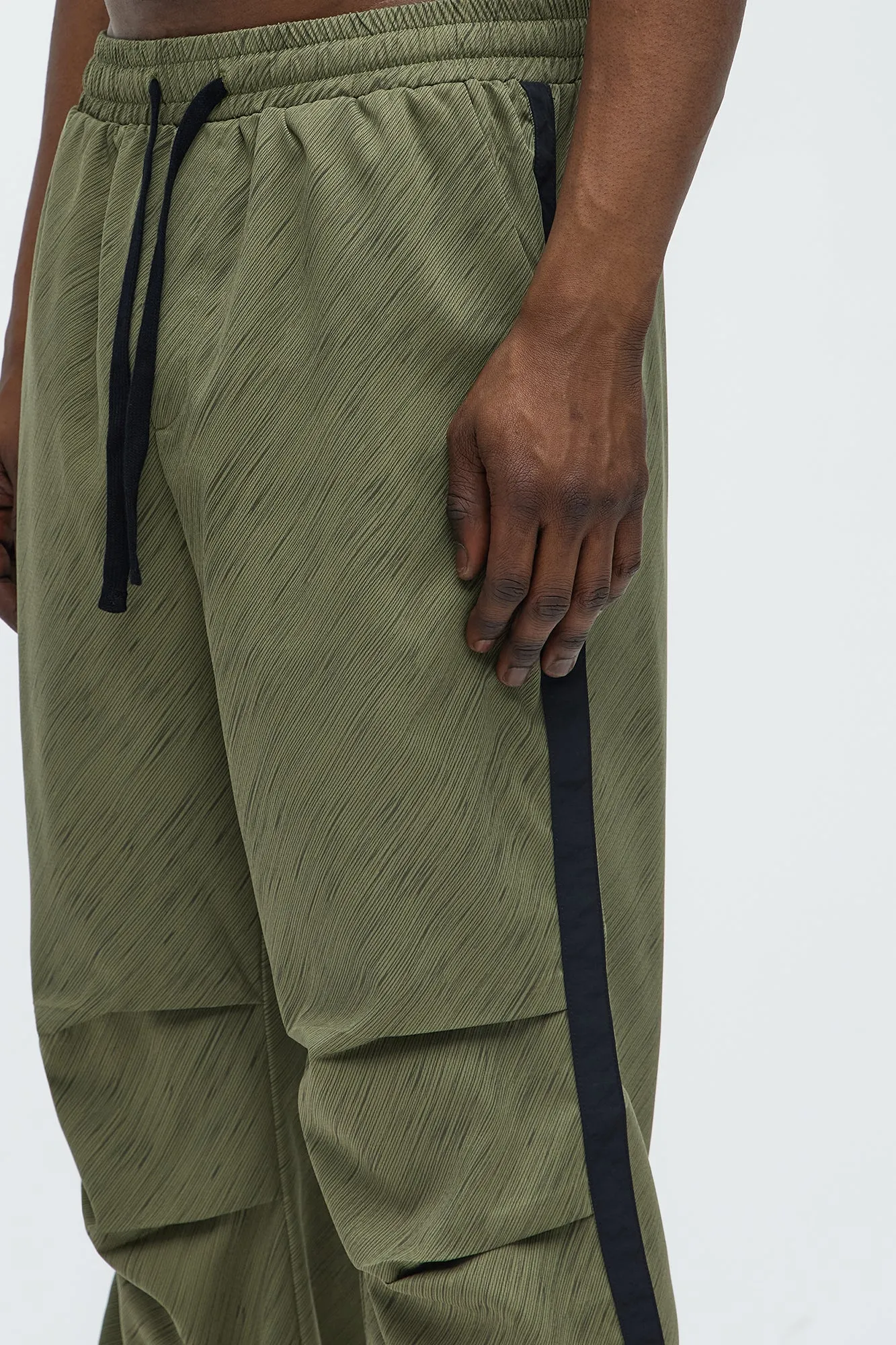 Alleviate Straight Pants - Green