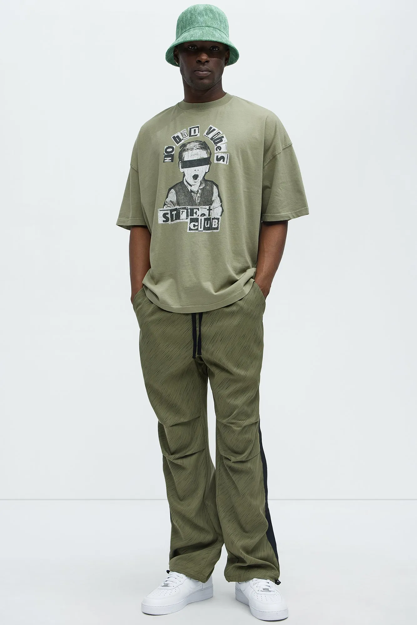 Alleviate Straight Pants - Green