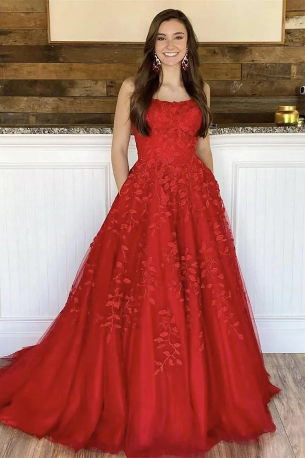 CWOAPO Spaghetti Straps Long Prom Dresses 2025 Ball Gown Lace Appliques Tulle Prom Dress with Pockets Wedding Gowns for Women