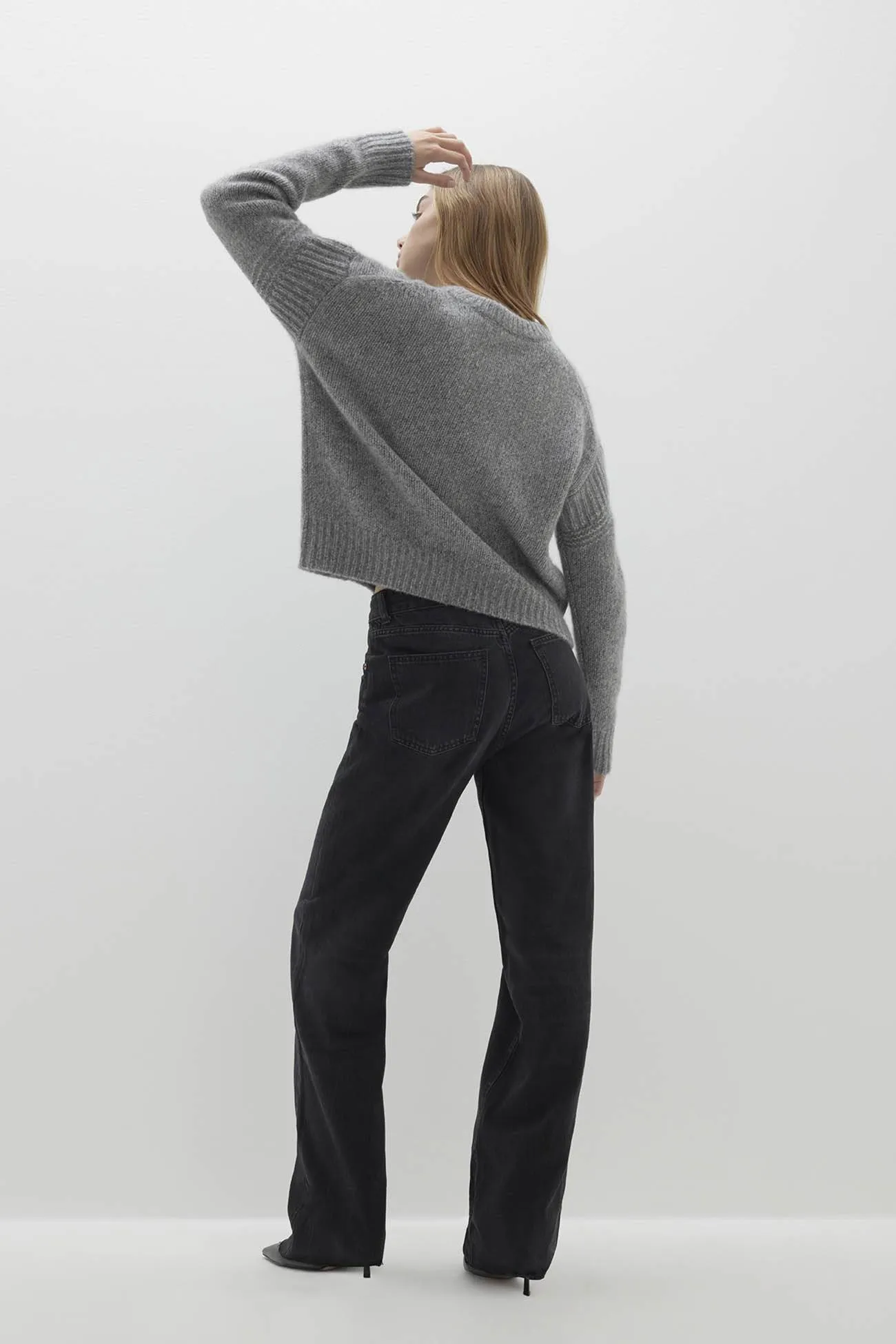GISELLE SILK CASHMERE CREWNECK SWEATER