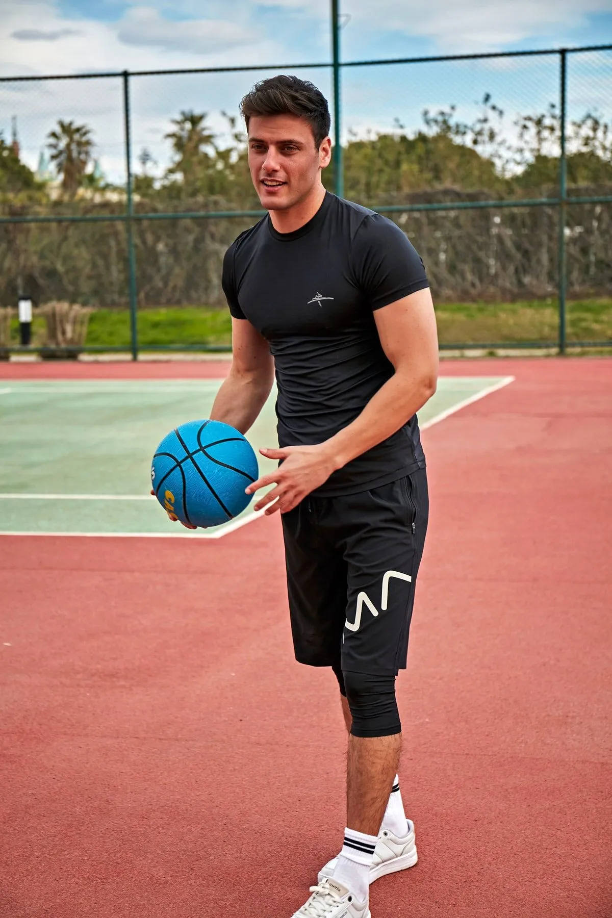 Lycra Black Men's Swim Shirts T2403