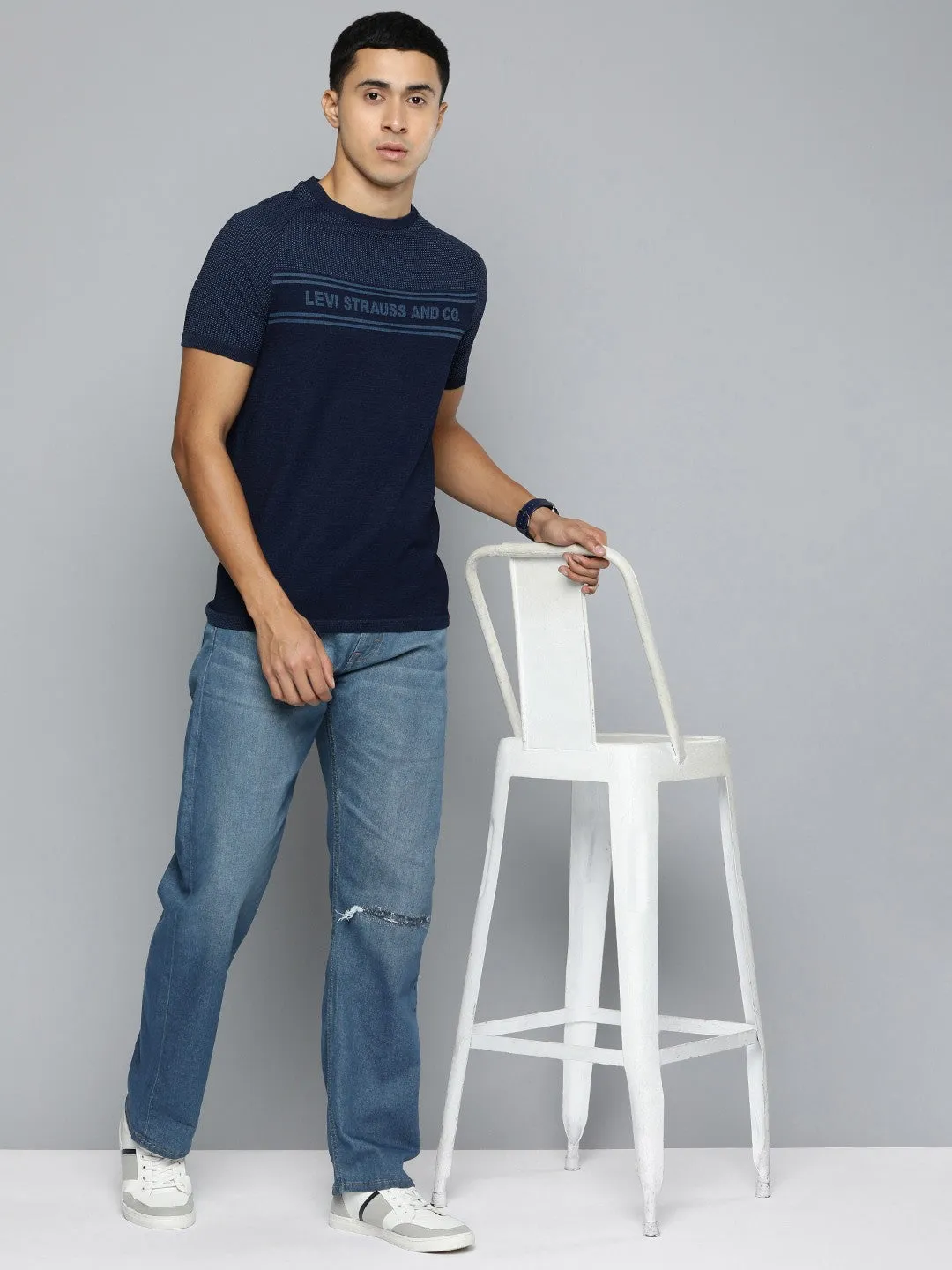 Men's 551 Blue Straight Fit Mid Rise Jeans