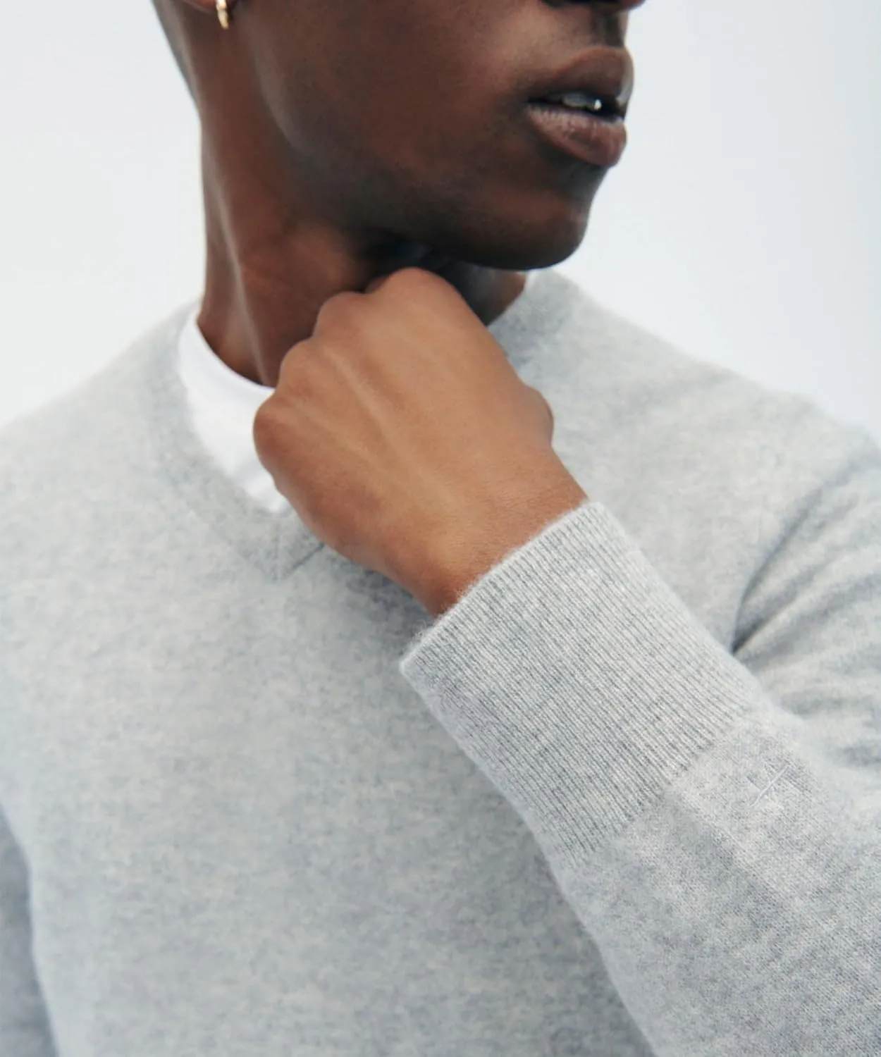 Original Cashmere V-Neck Sweater Men's