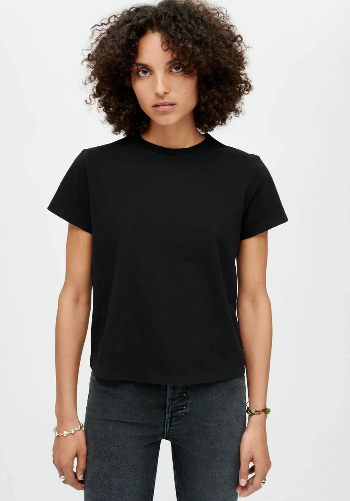 THE CLASSIC TEE