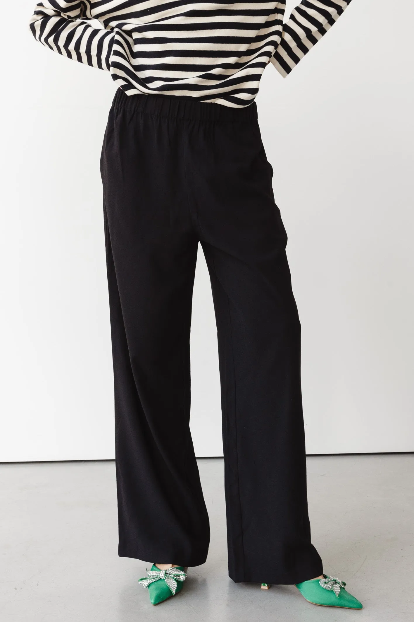 Tinni Relaxed Wide Pants Black