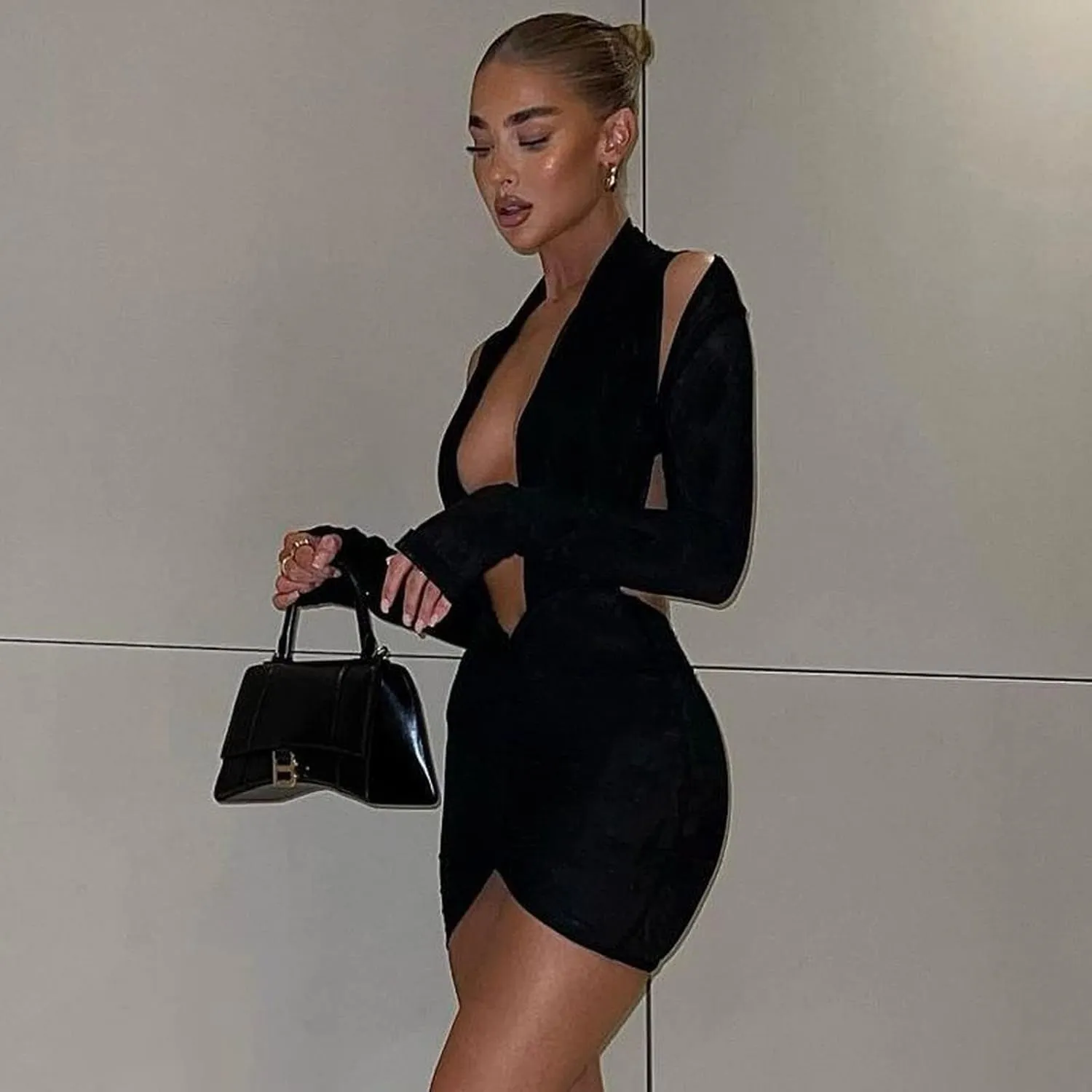 Women Sexy Deep V Neck Long Sleeve Backless Dress Cut Out Bodycon Ruched Mini Club Dresses