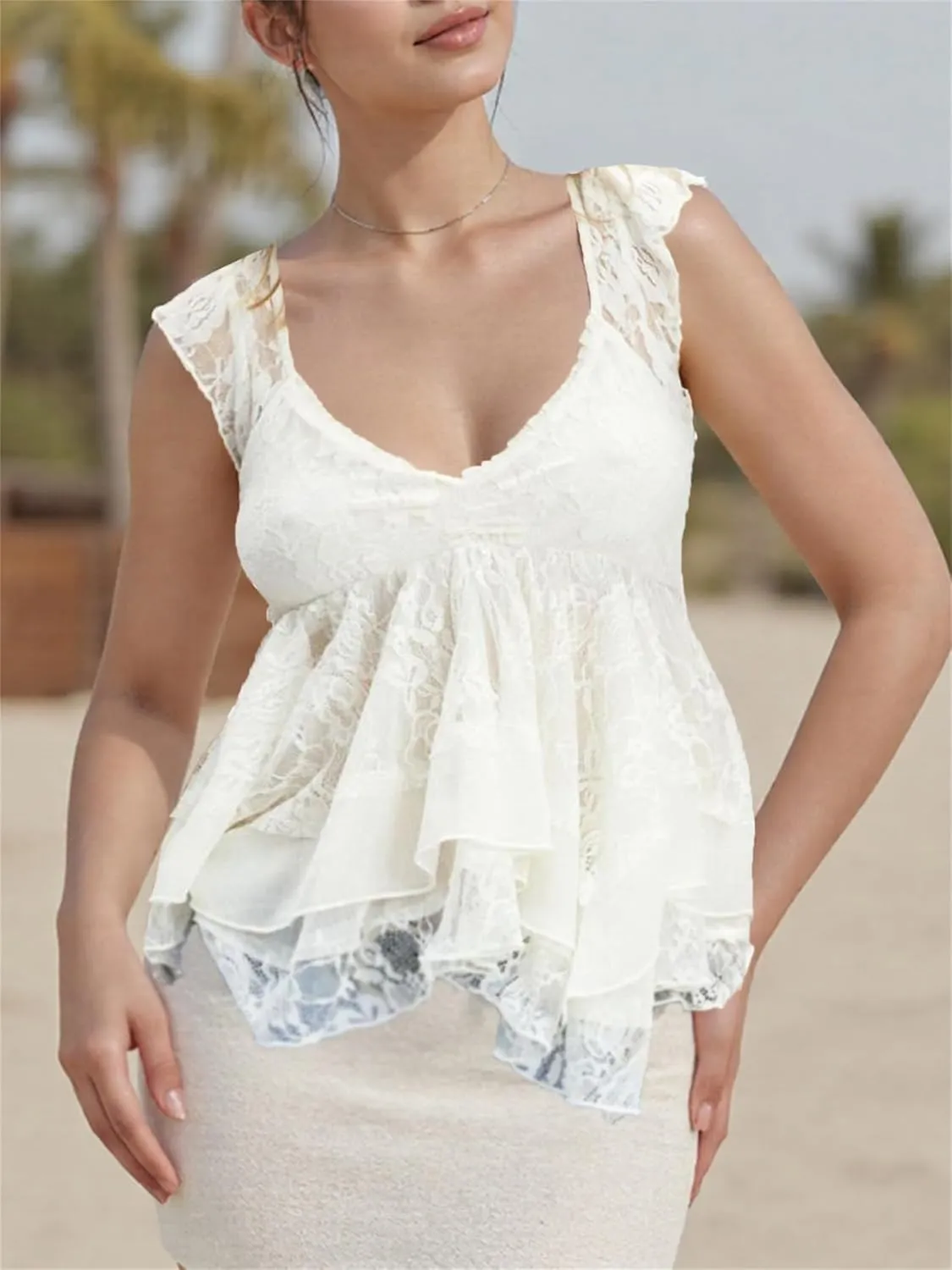 Women Y2K Floral Lace Babydoll Camisole Coquette Scoop Neck Cap Sleeve Tiered Cami Top Fairy Going Out Ruffle Blouse